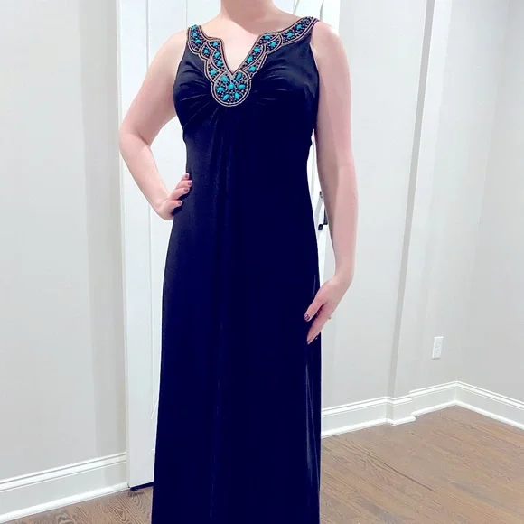 knee length dresses for ladies Maylé Vásquez Cayo Turquoise Maxi Dress main image 1